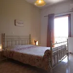 ενοικιαζόμενα χριστίνα Δρέπανο