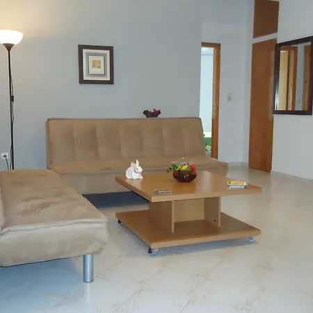 Christina Apartment *